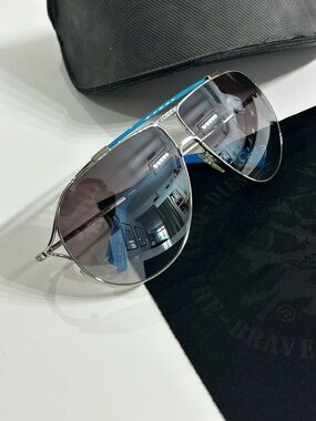 Diesel Sunglasses with Blue Accent - Silver Frame